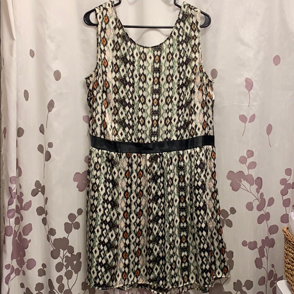 🎄 Mossimo sleeveless dress